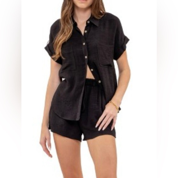 NWT Heyson Gauze 2 piece Short Set - in Acid Wash Mineral Black. Boutique item - Picture 4 of 10